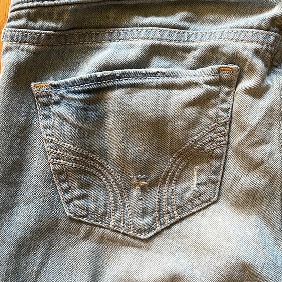 Hollister Women’s Jeans - Picture 8 of 9